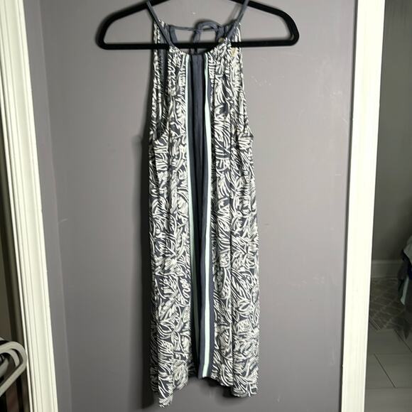 Loft Blue Printed Halter Shift Dress Size Medium - Picture 9 of 9